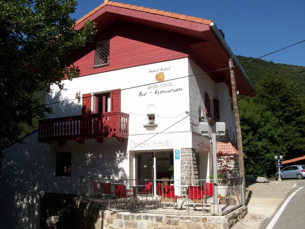 Hostal Rural Arrobi Borda Eugi Екстериор снимка