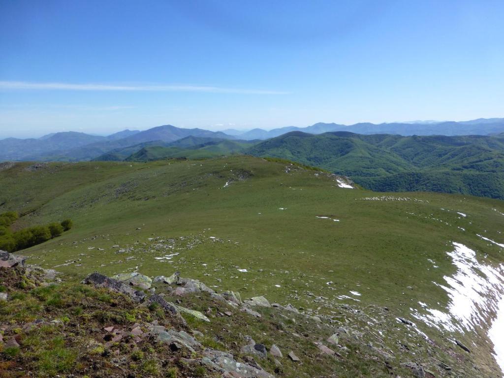 Hostal Rural Arrobi Borda Eugi Екстериор снимка
